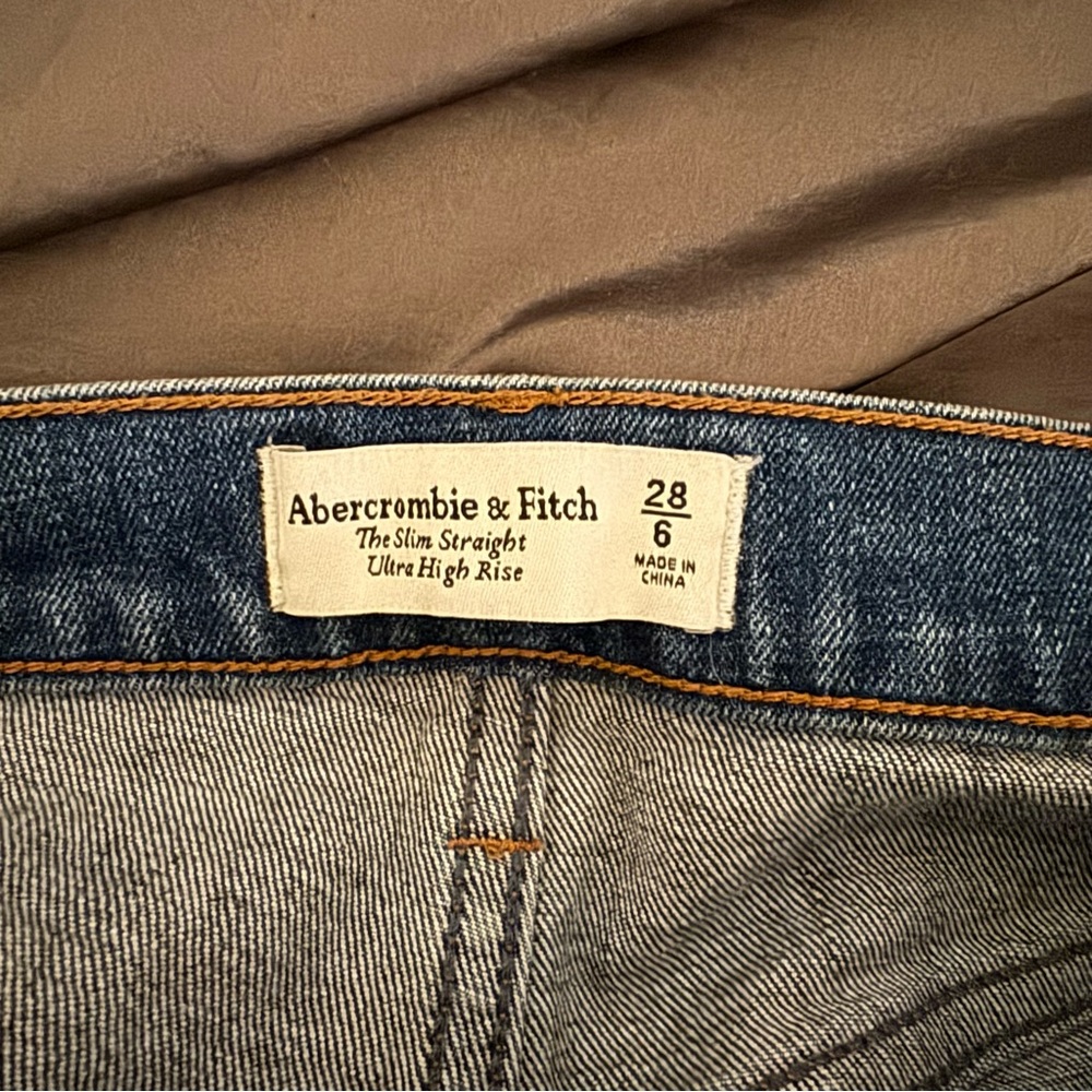 Abercrombie & Fitch The Slim Straight ultra high rise jeans size 6 / 28 waist - Picture 6 of 11